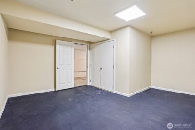 11875 SE 4th Place #701, Bellevue, WA 98005 - Photo 29