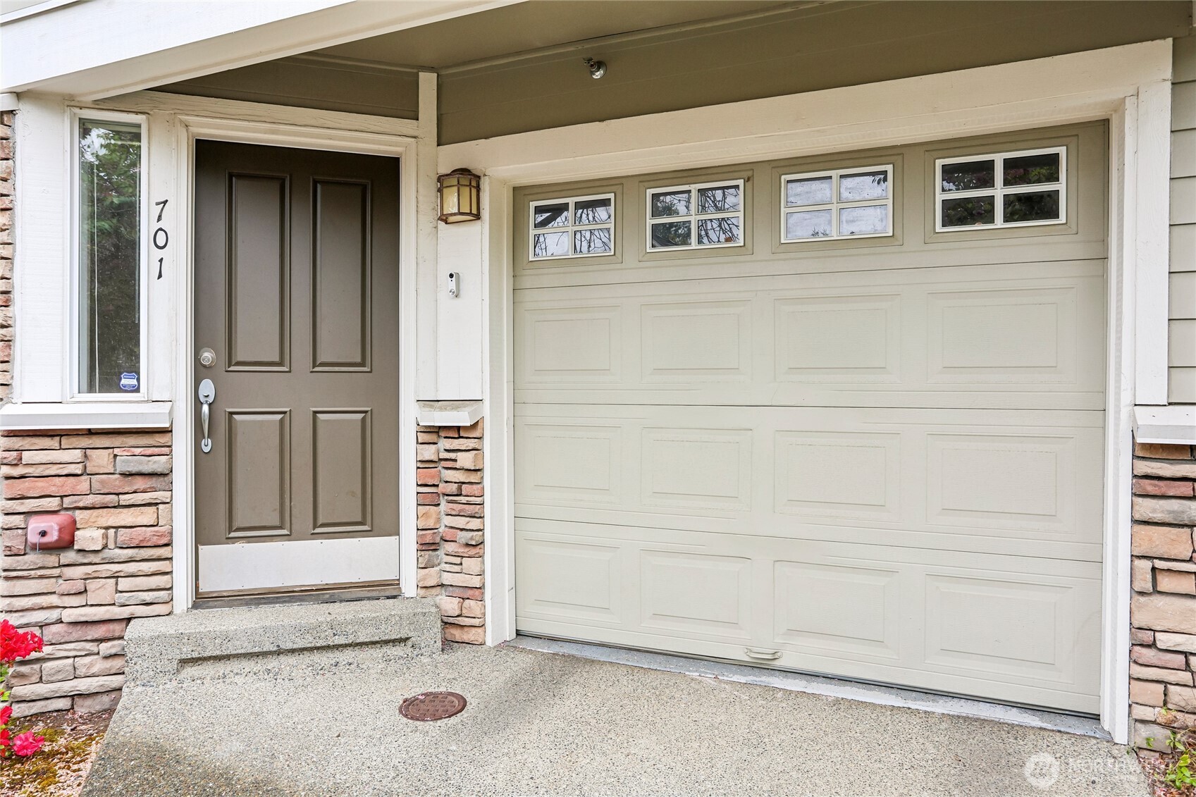 11875 SE 4th Place #701, Bellevue, WA 98005