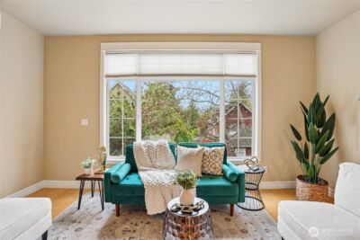 11875 SE 4th Place #701, Bellevue, WA 98005 - Photo 5
