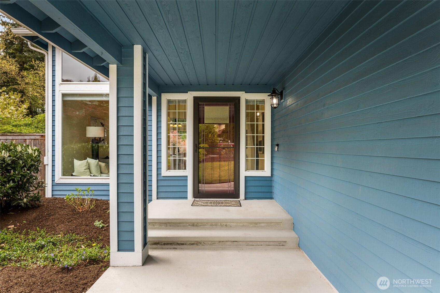 24325 SE 40th Place , Sammamish, WA 98029