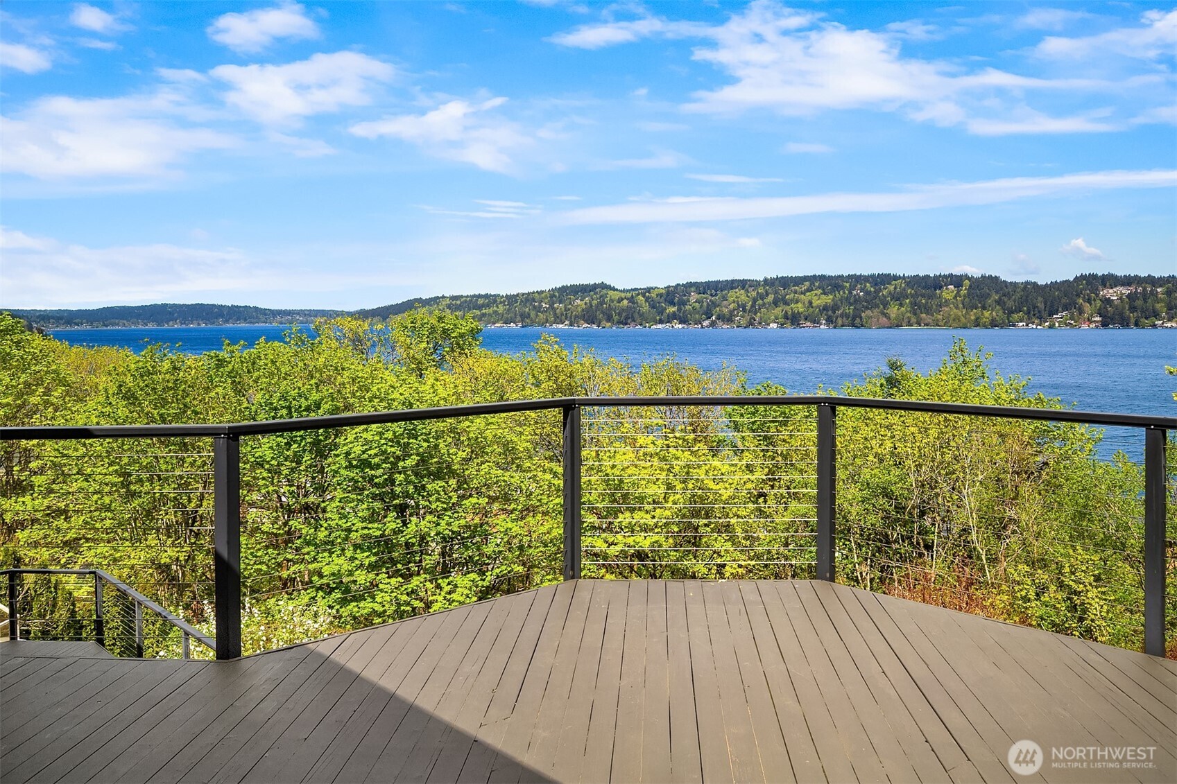 8530 54th Avenue NE, Seattle, WA 98115