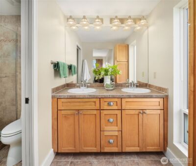 8530 54th Avenue NE, Seattle, WA 98115 - Photo 20