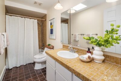 8530 54th Avenue NE, Seattle, WA 98115 - Photo 23