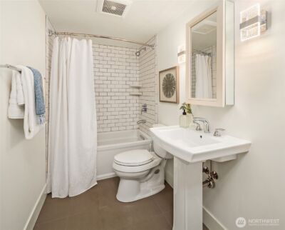 8530 54th Avenue NE, Seattle, WA 98115 - Photo 34