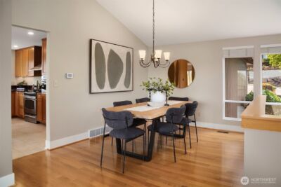 8530 54th Avenue NE, Seattle, WA 98115 - Photo 9