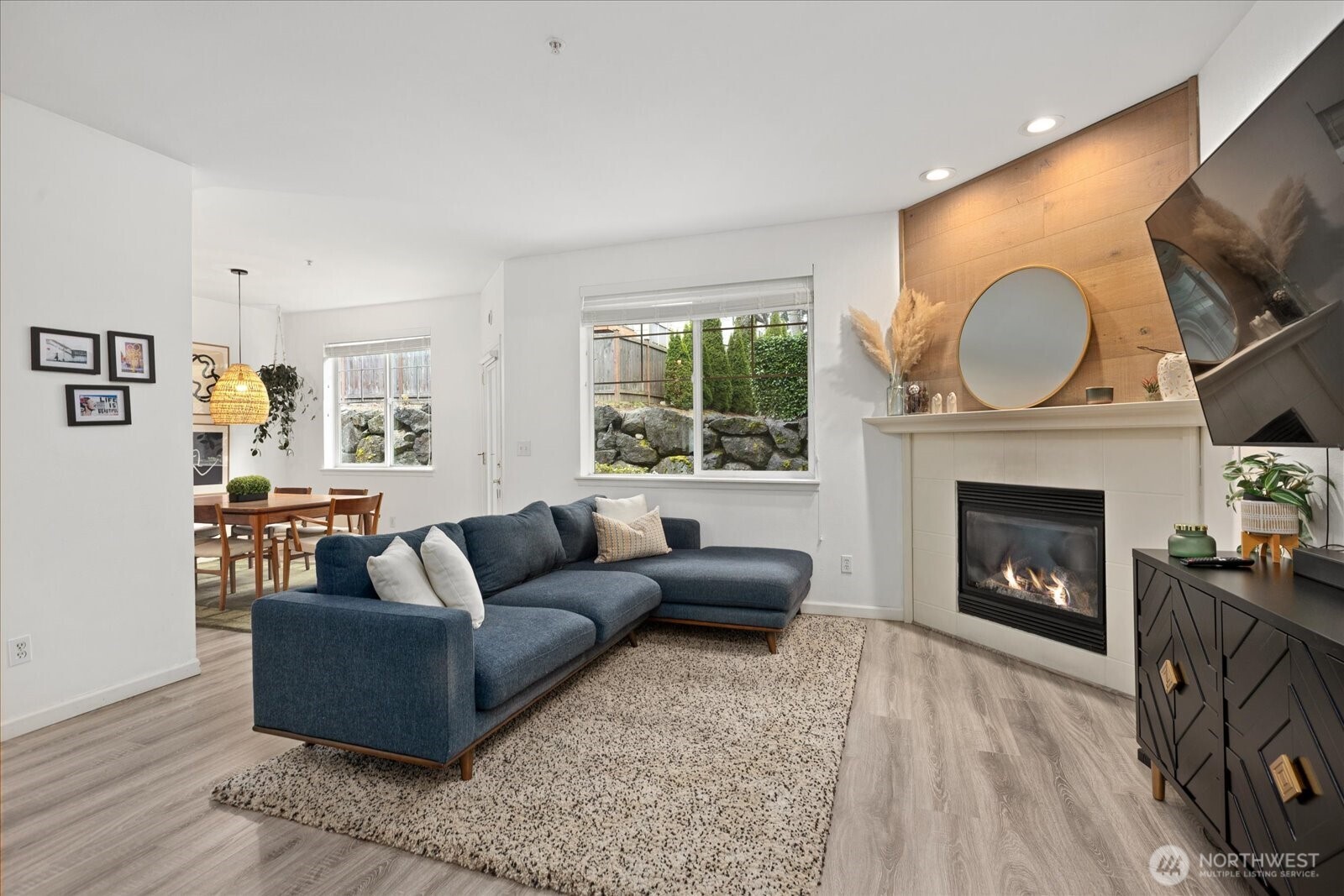 13000 Admiralty Way #D103, Everett, WA 98204-6269