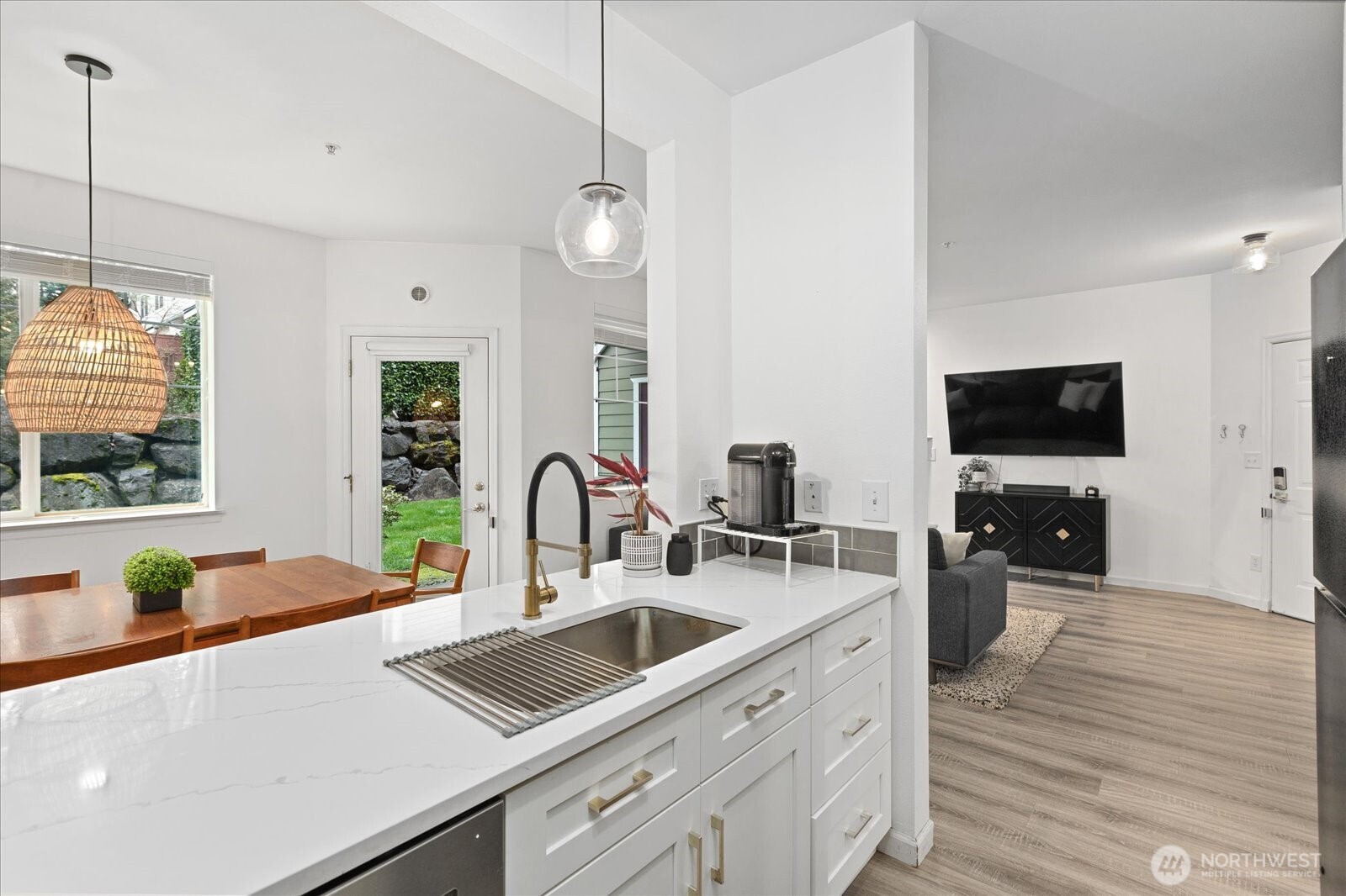 13000 Admiralty Way #D103, Everett, WA 98204-6269
