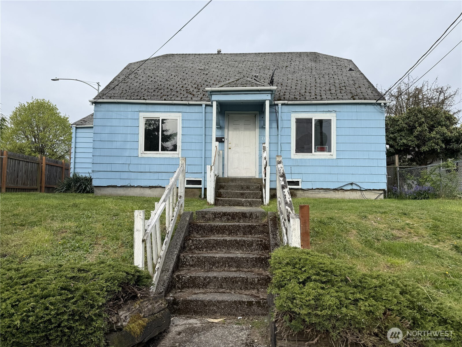 3790 E B Street , Tacoma, WA 98404-1525