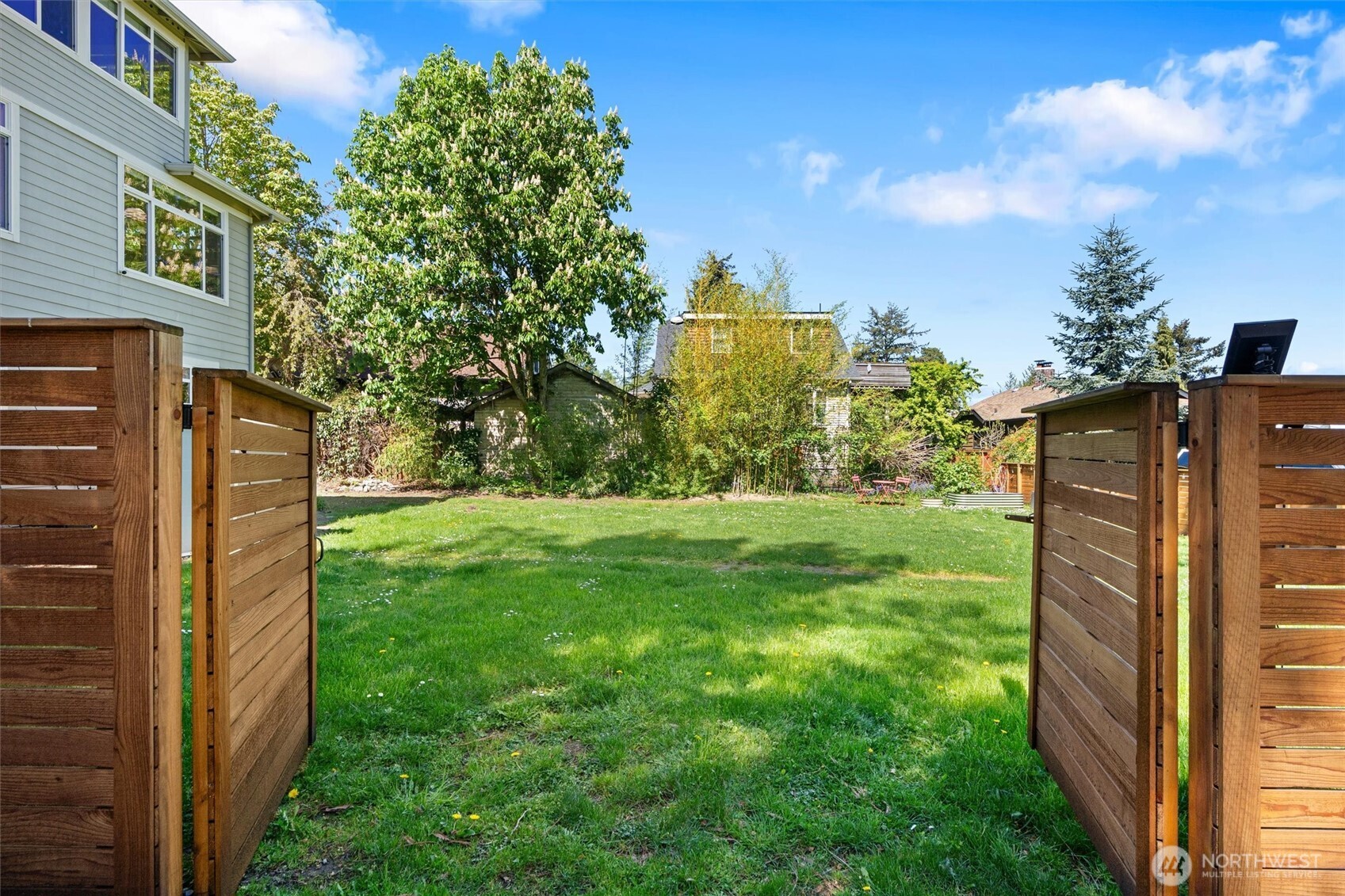 8306 54th Avenue S, Seattle, WA 98118