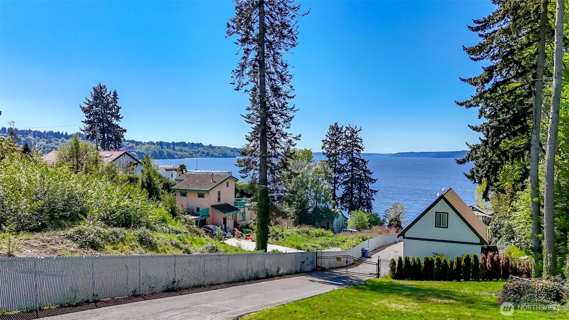 27 xxx 10th Avenue S, Des Moines, WA 98198