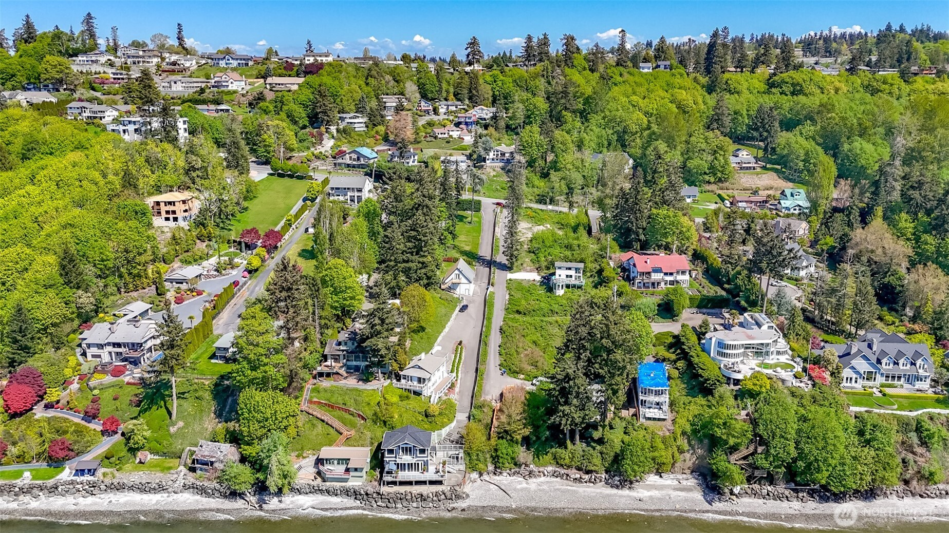 27 xxx 10th Avenue S, Des Moines, WA 98198