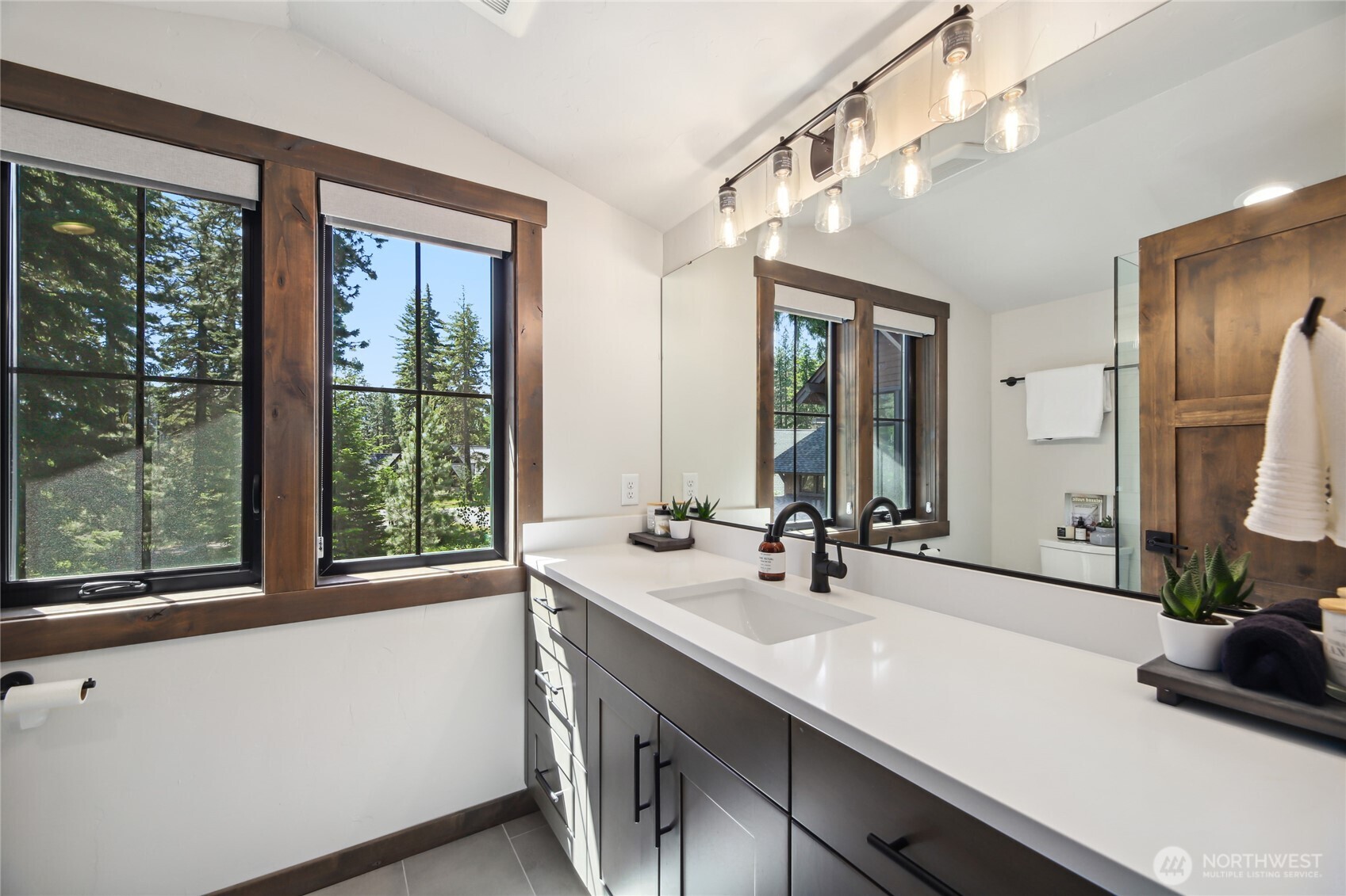 1810 Larkspur Loop , Cle Elum, WA 98922