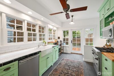 1113 NE Ravenna Blvd , Seattle, WA 98105 - Photo 11