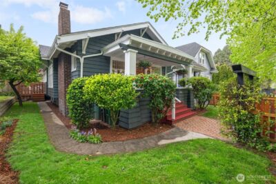 1113 NE Ravenna Blvd , Seattle, WA 98105 - Photo 2