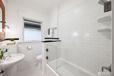 1113 NE Ravenna Blvd , Seattle, WA 98105 - Photo 21
