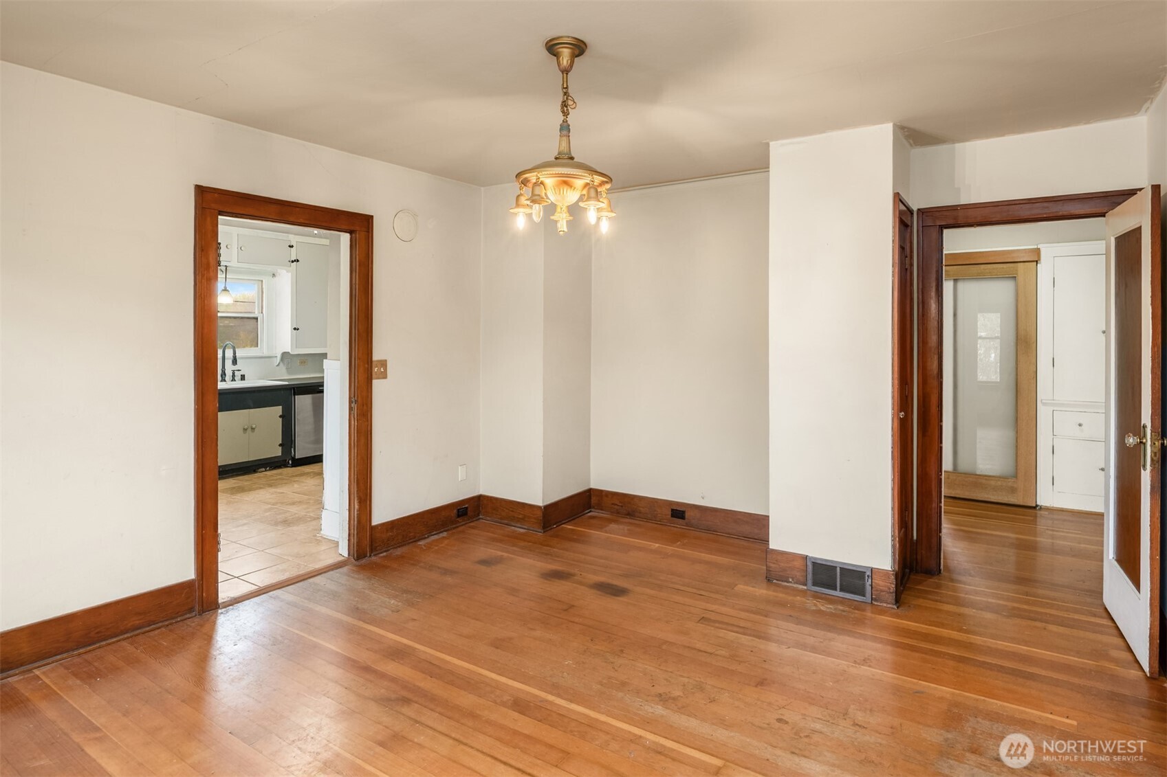 4501 S 4th Avenue , Everett, WA 98203