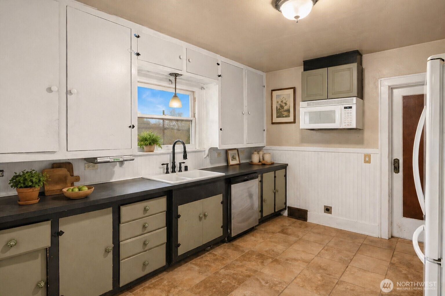 4501 S 4th Avenue , Everett, WA 98203