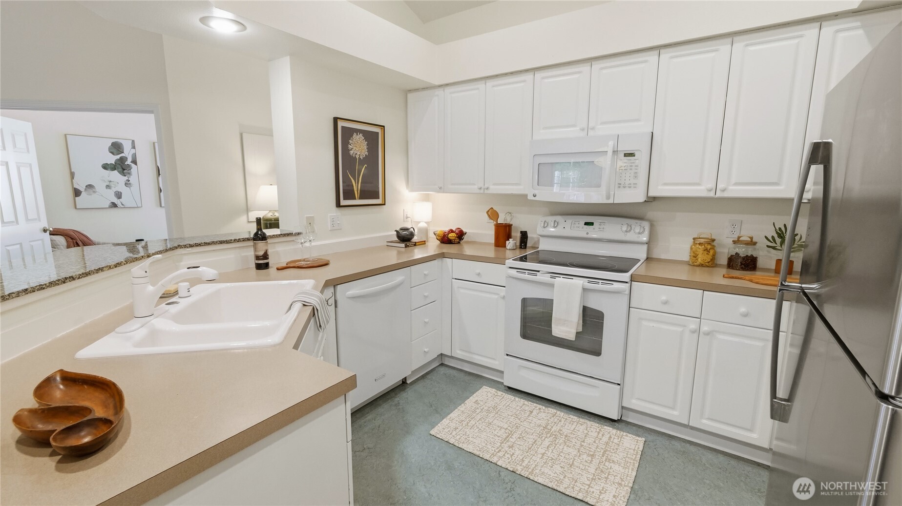 424 228th Street SW #H203, Bothell, WA 98021
