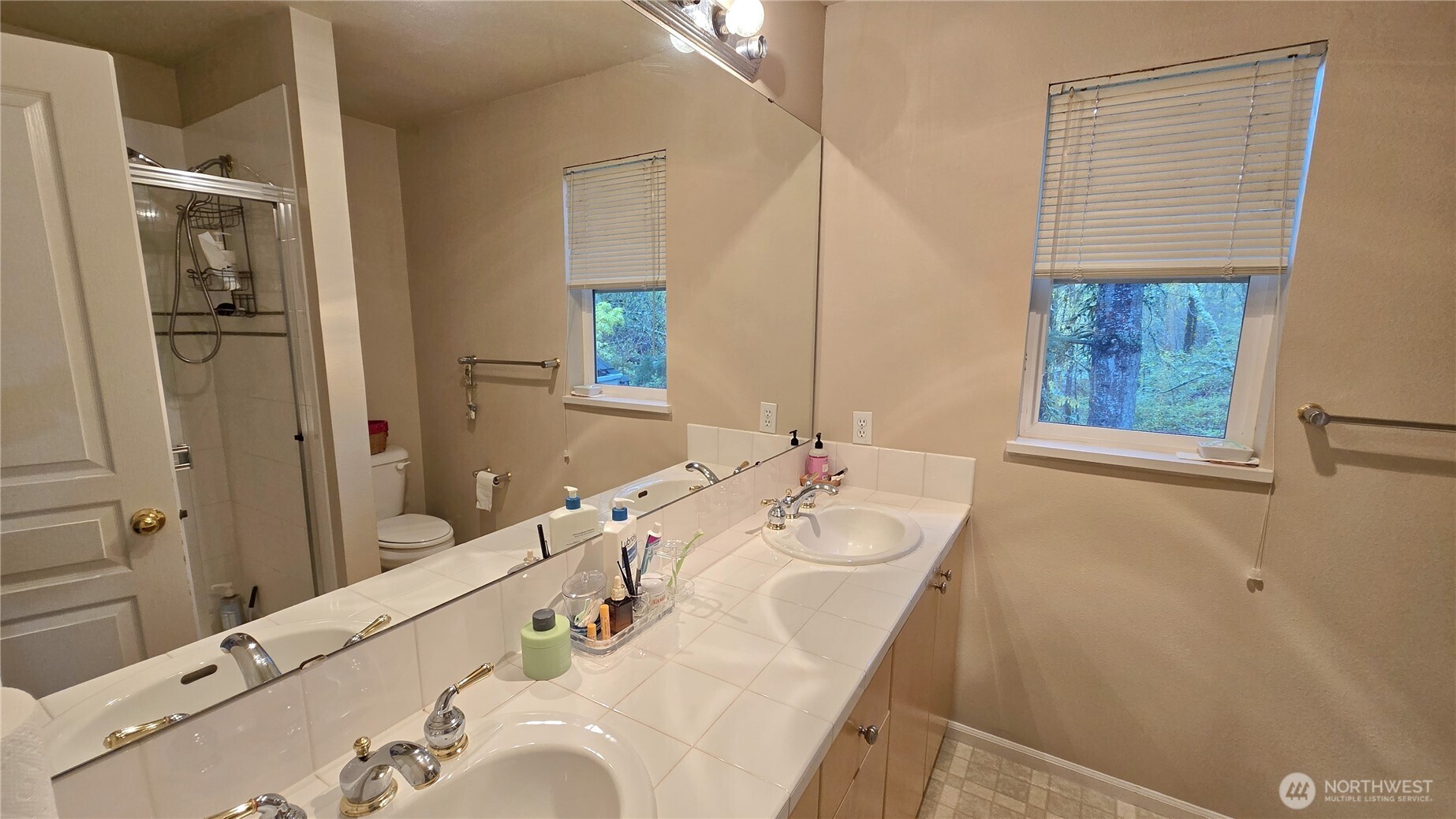 2628 139th Avenue SE #9, Bellevue, WA 98005