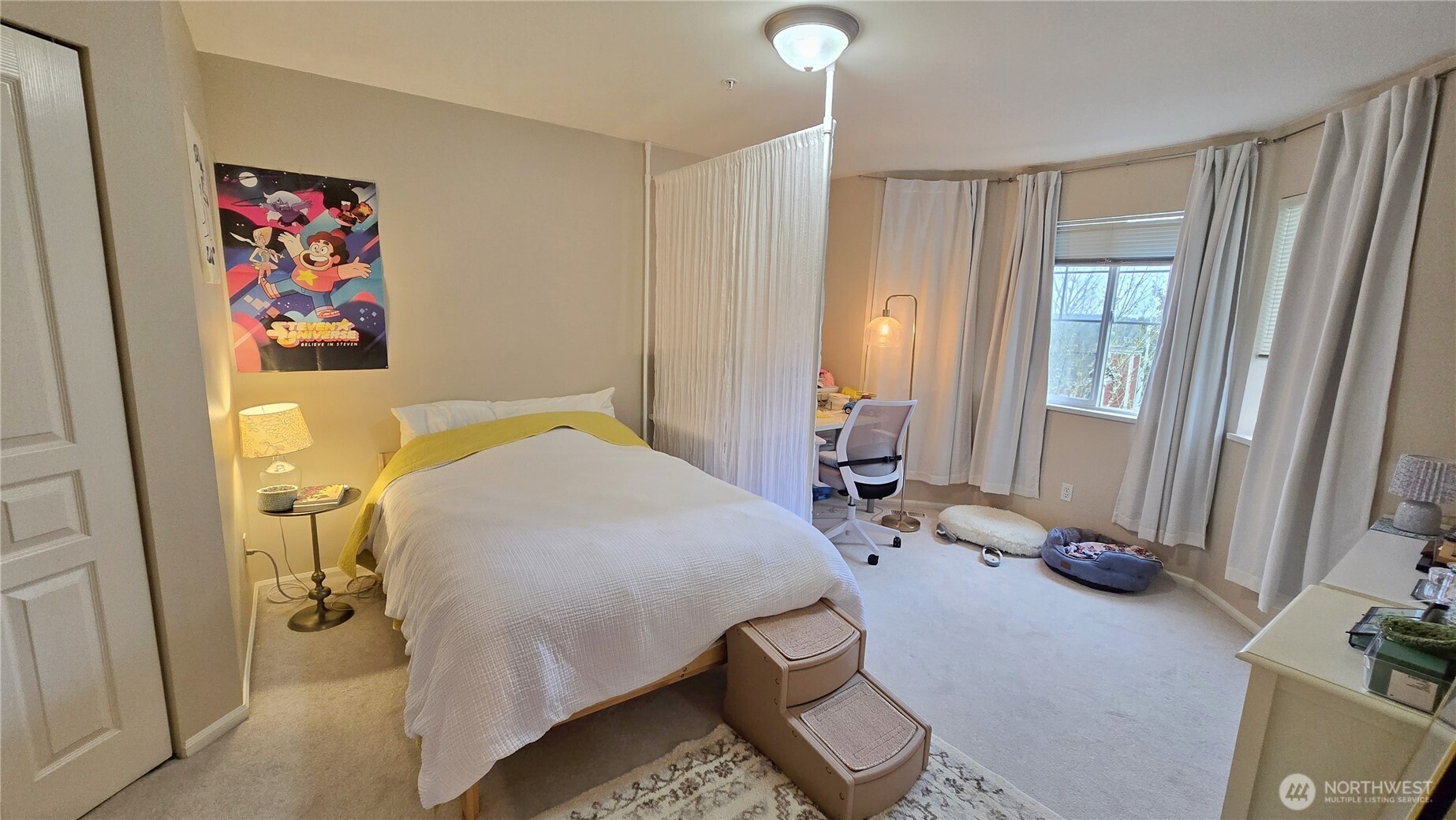 2628 139th Avenue SE #9, Bellevue, WA 98005