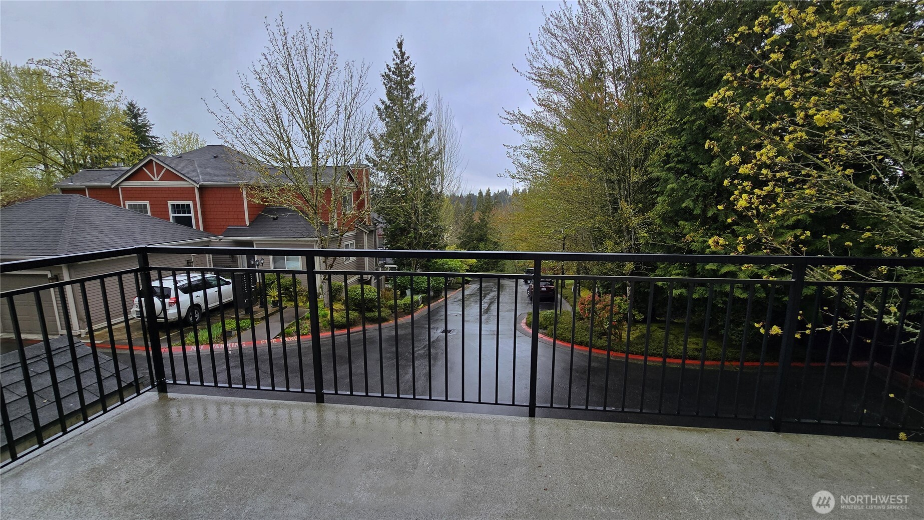 2628 139th Avenue SE #9, Bellevue, WA 98005