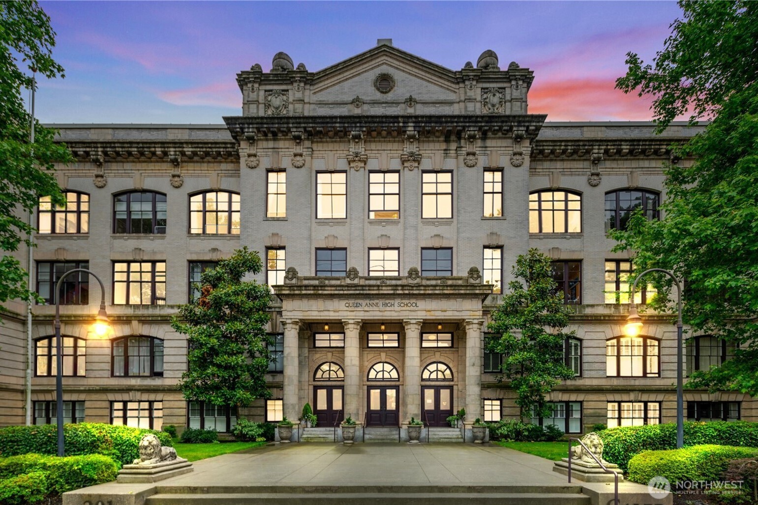 201 Galer Street #414, Seattle, WA 98109
