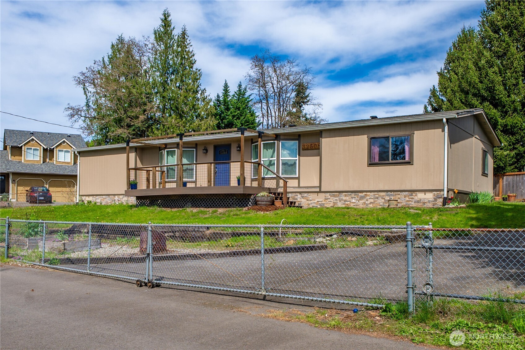 32508 Morgan Drive , Black Diamond, WA 98010