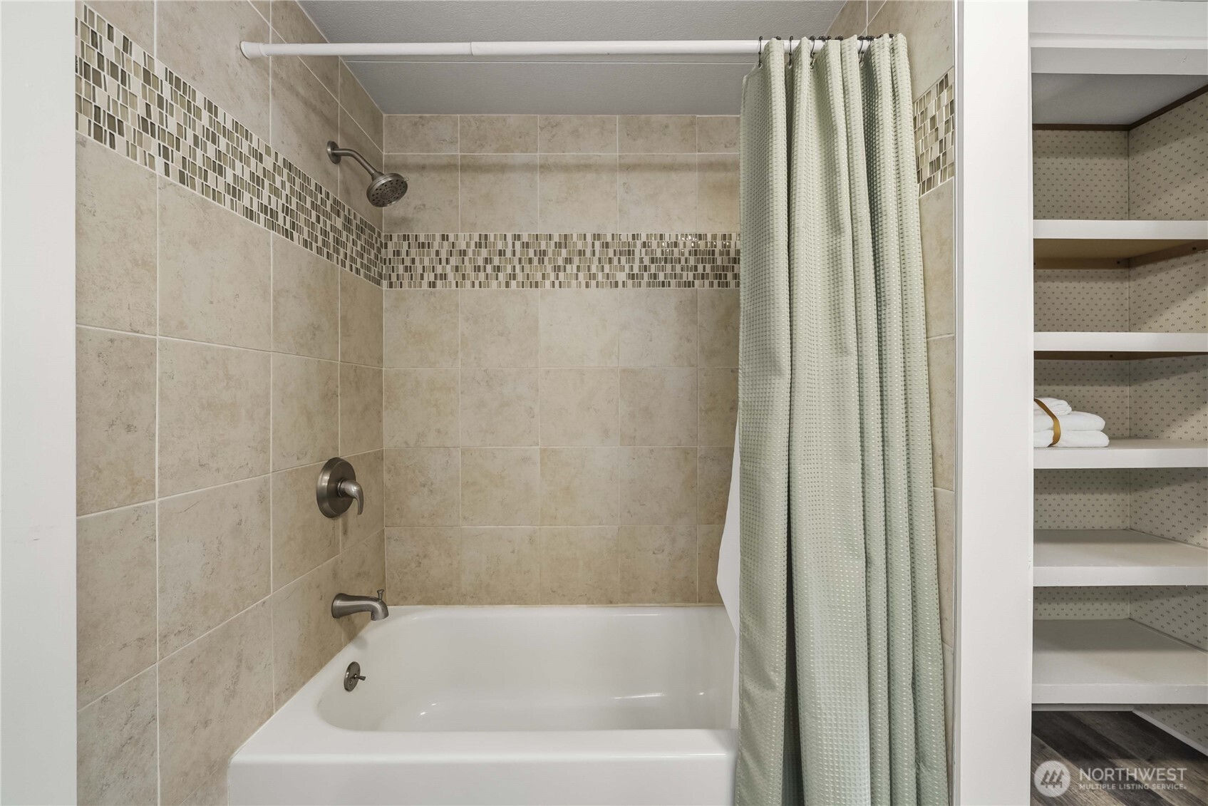 32508 Morgan Drive , Black Diamond, WA 98010
