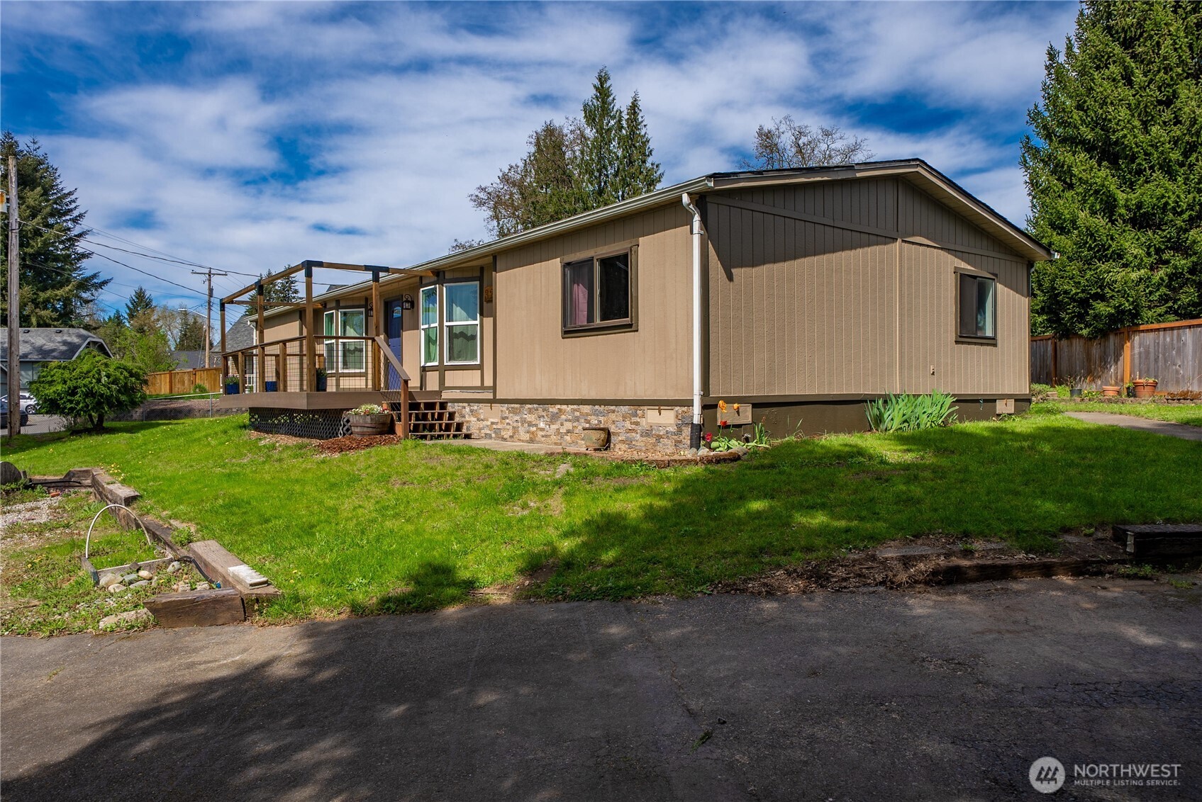 32508 Morgan Drive , Black Diamond, WA 98010