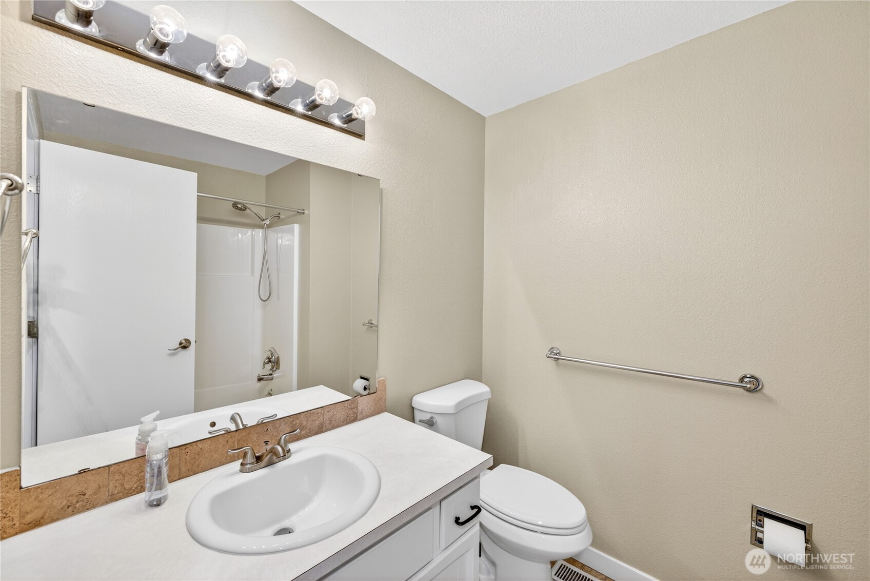 526 S Taft Street , Kennewick, WA 99336