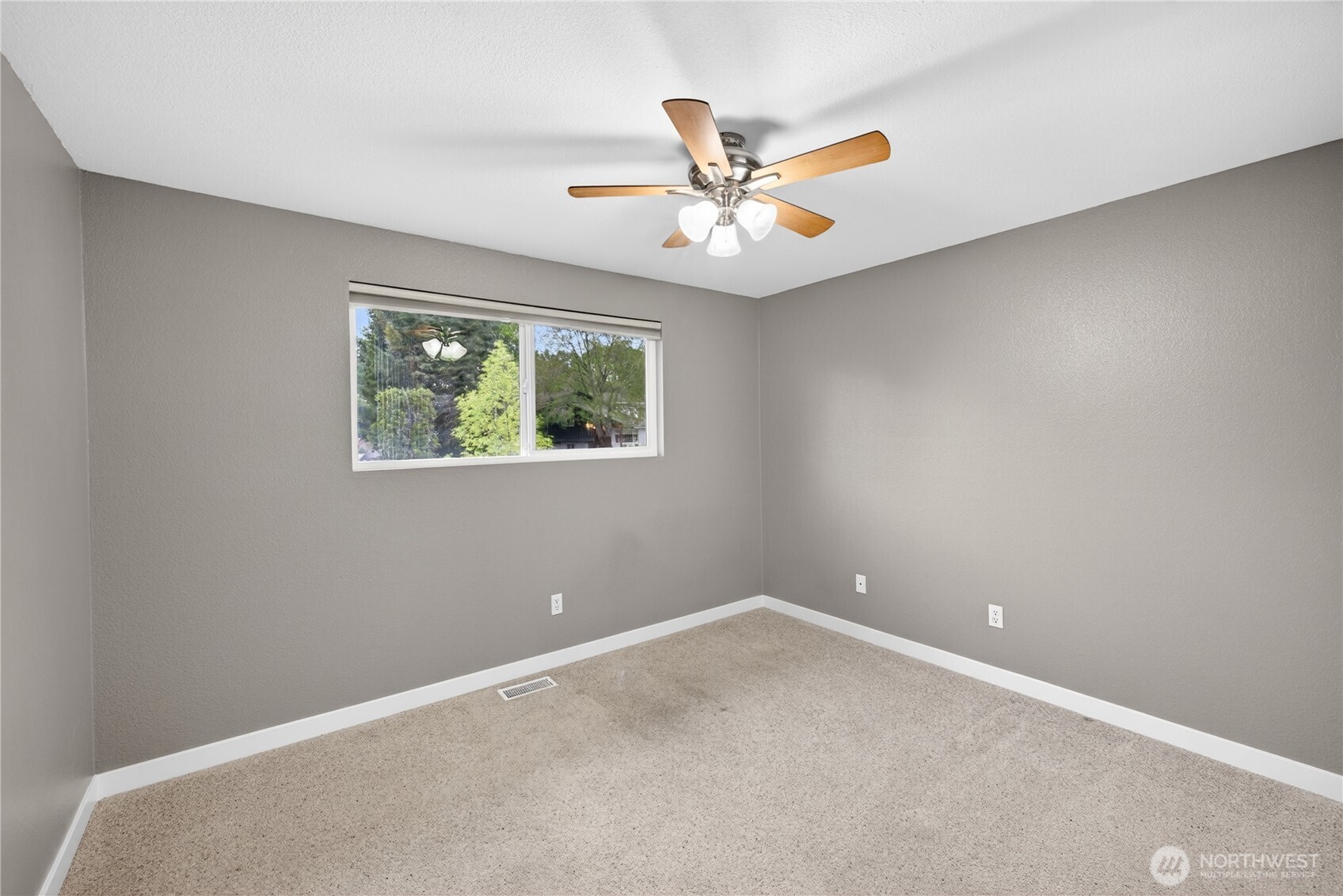 526 S Taft Street , Kennewick, WA 99336