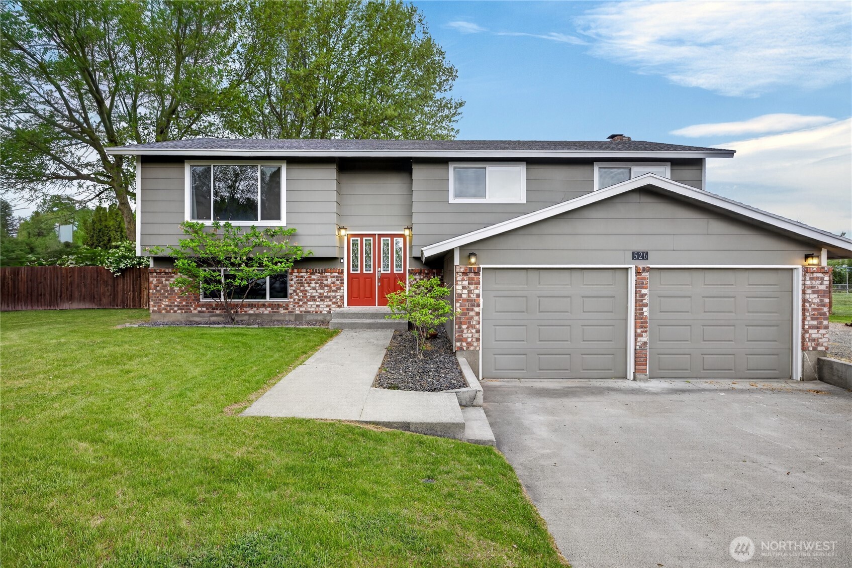 526 S Taft Street , Kennewick, WA 99336