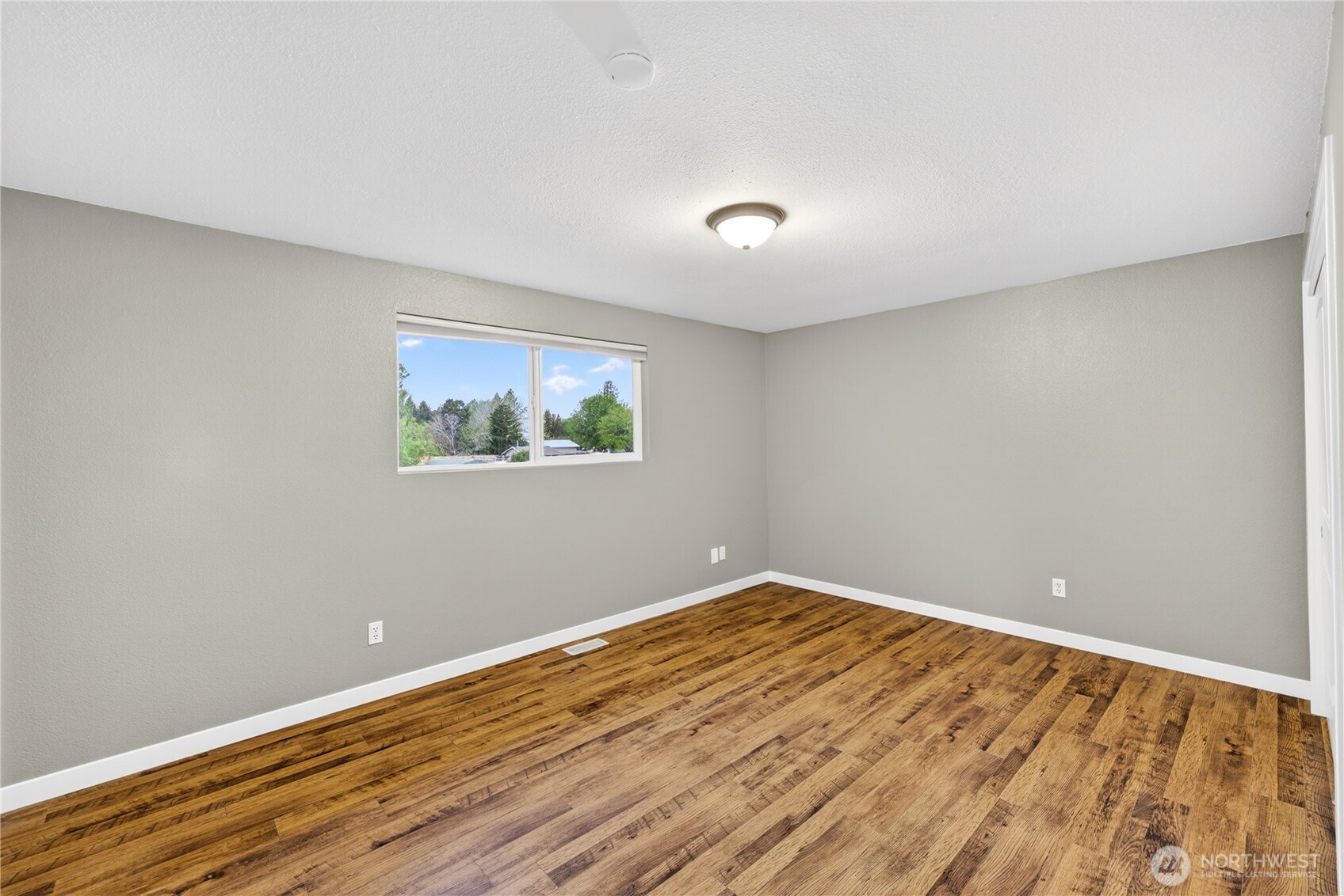526 S Taft Street , Kennewick, WA 99336