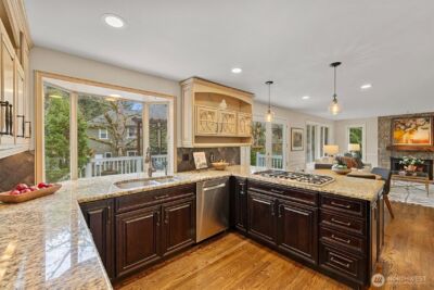 2524 225th Place NE, Sammamish, WA 98074 - Photo 7