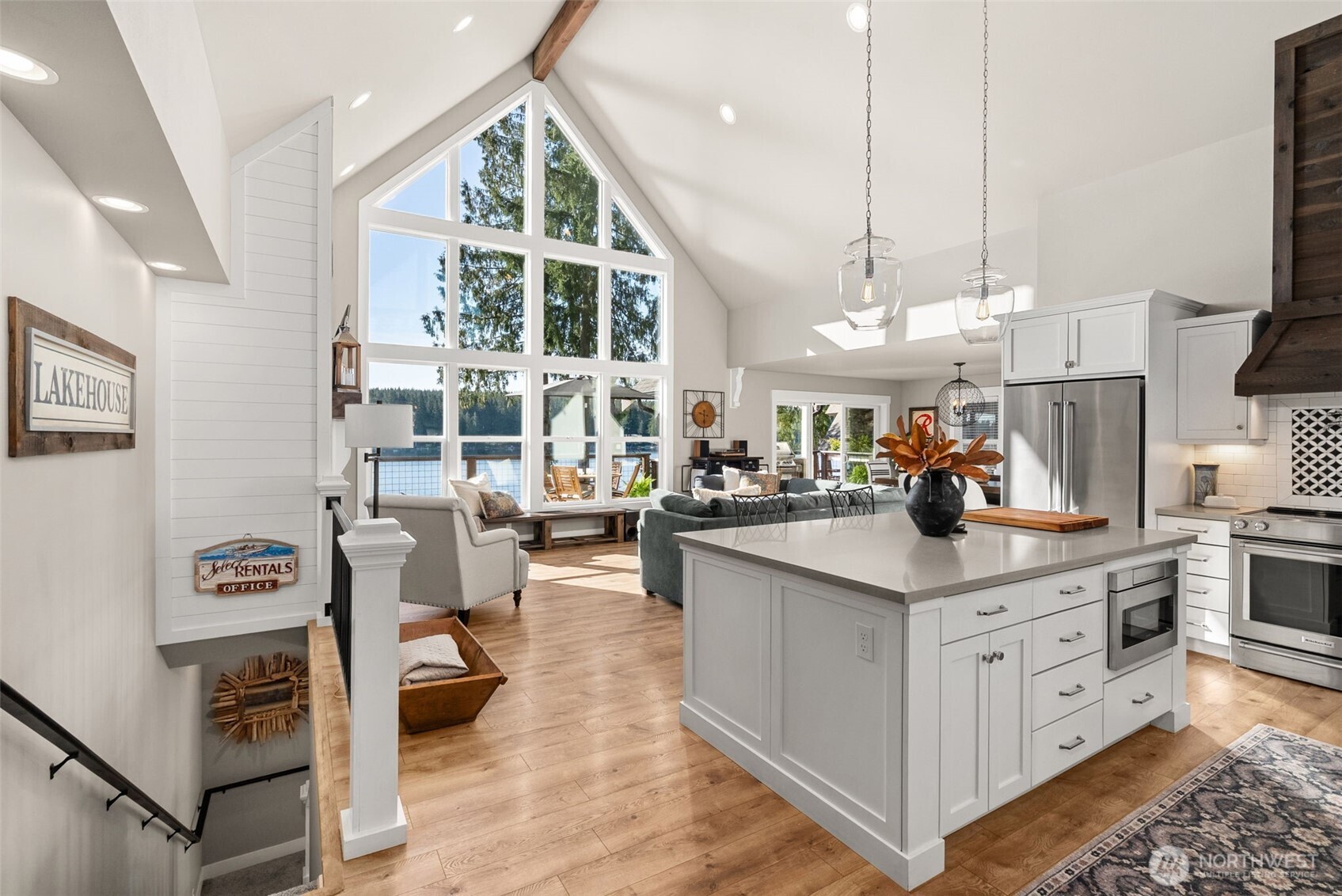 1870 E Mason Lake Drive W, Grapeview, WA 98546