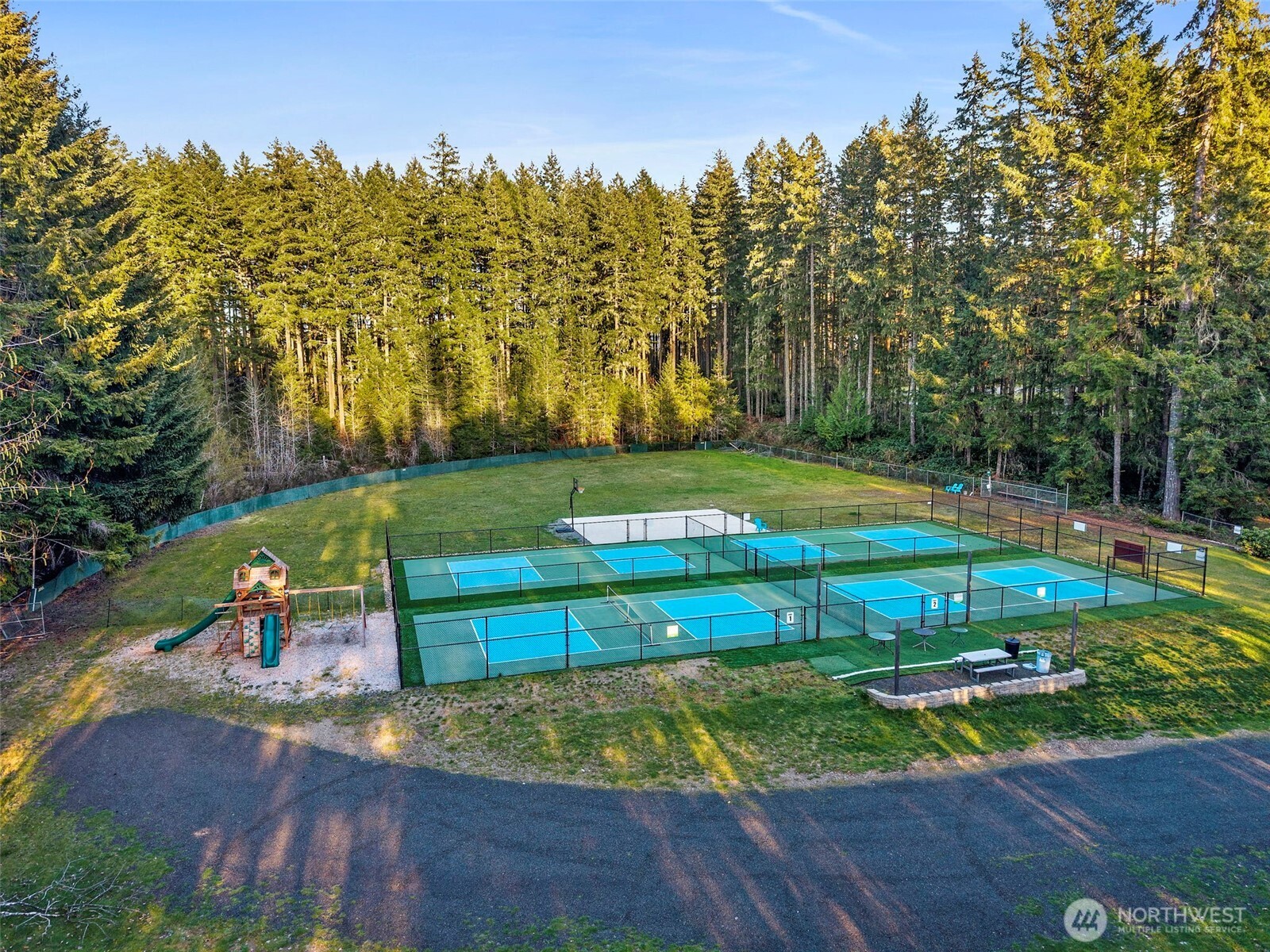 1870 E Mason Lake Drive W, Grapeview, WA 98546