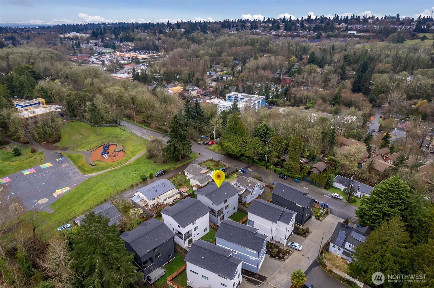 6738 21st Avenue SW, Seattle, WA 98106