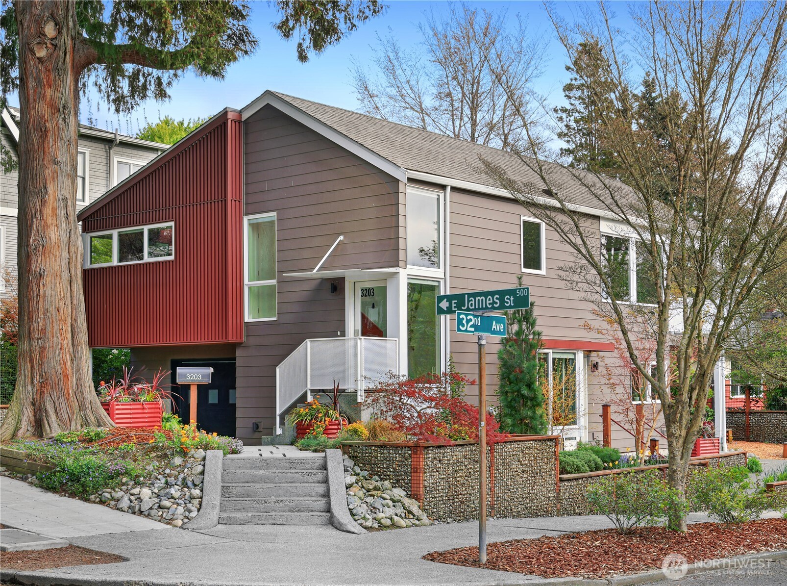 3203 E James Street , Seattle, WA 98122