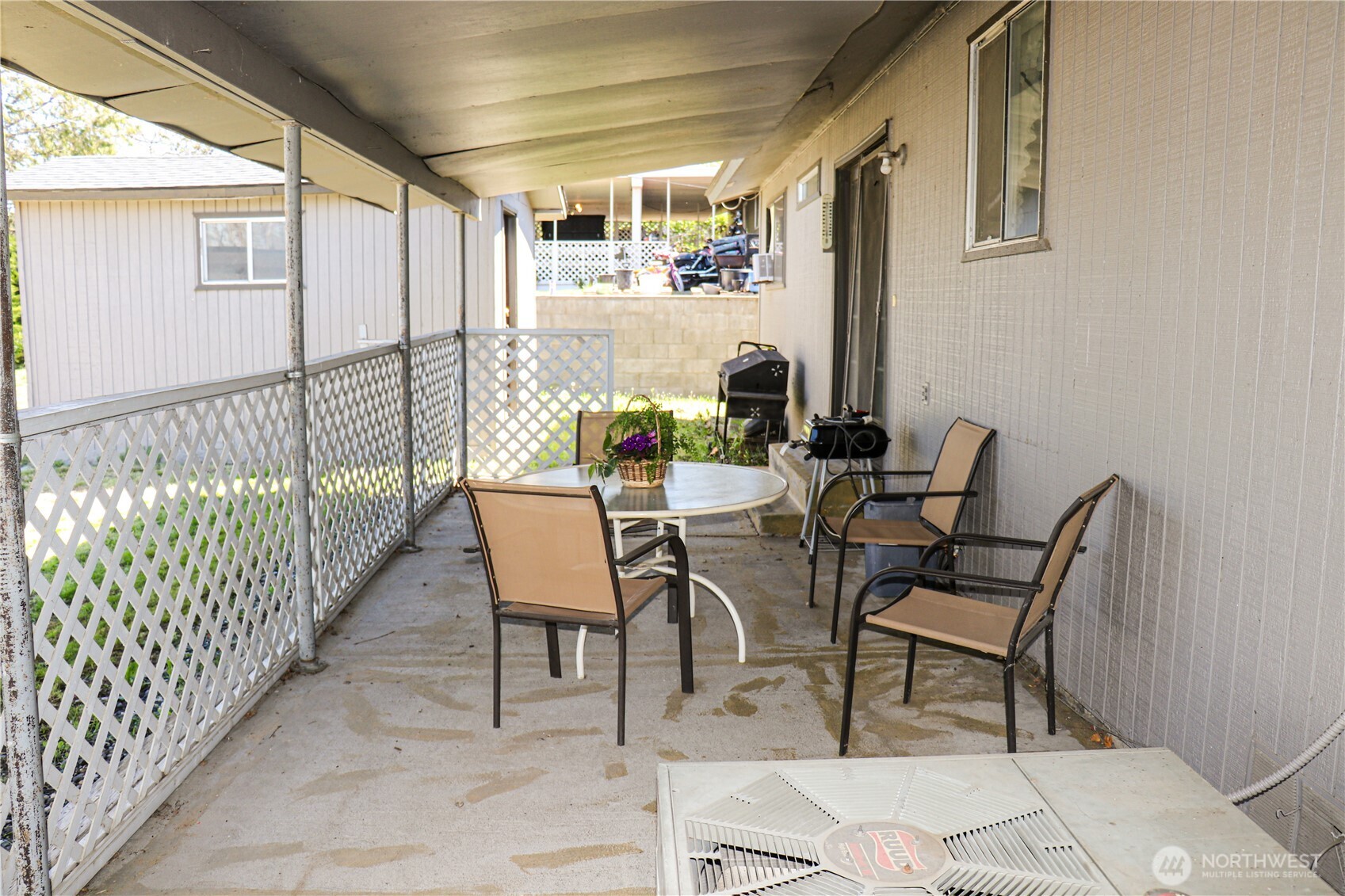 222 W Nelson Road , Moses Lake, WA 98837