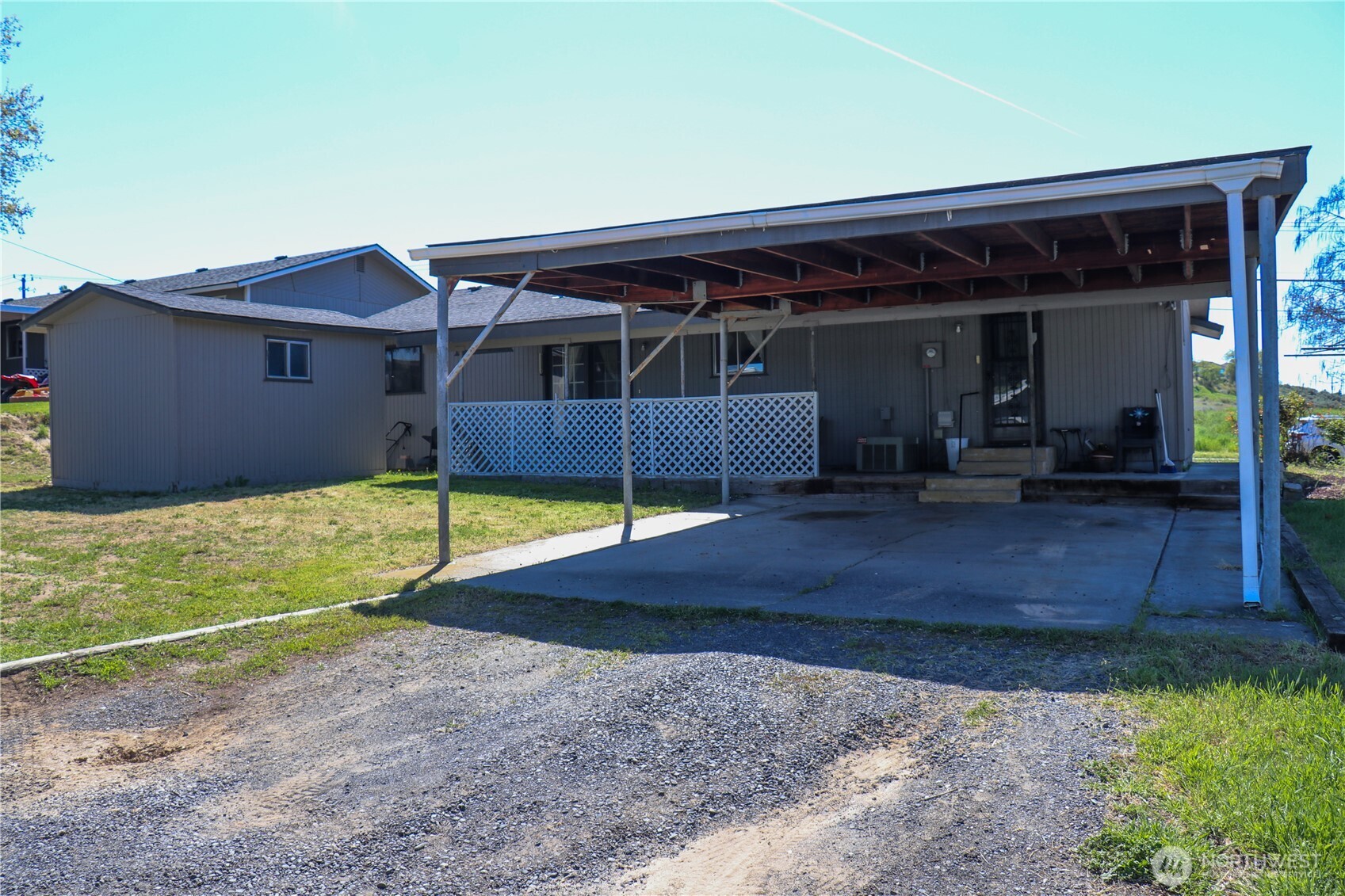 222 W Nelson Road , Moses Lake, WA 98837