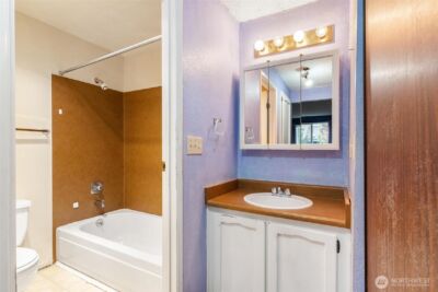 820 E Cady Rd #E204, Everett, WA 98203 - Photo 11