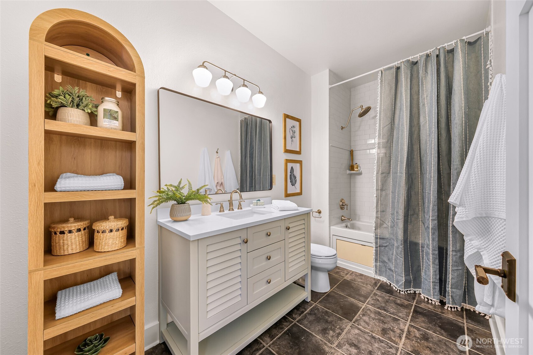 6015 1/2 20th Avenue NW, Seattle, WA 98107