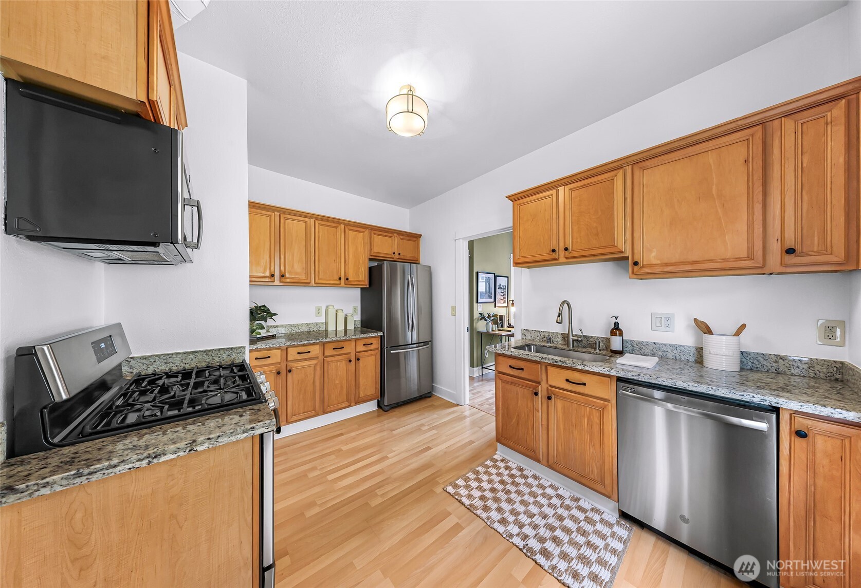 6015 1/2 20th Avenue NW, Seattle, WA 98107