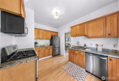 6015 1/2 20th Avenue NW, Seattle, WA 98107 - Photo 15