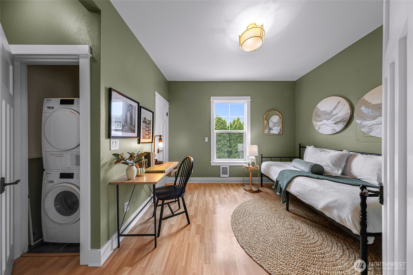 6015 1/2 20th Avenue NW, Seattle, WA 98107