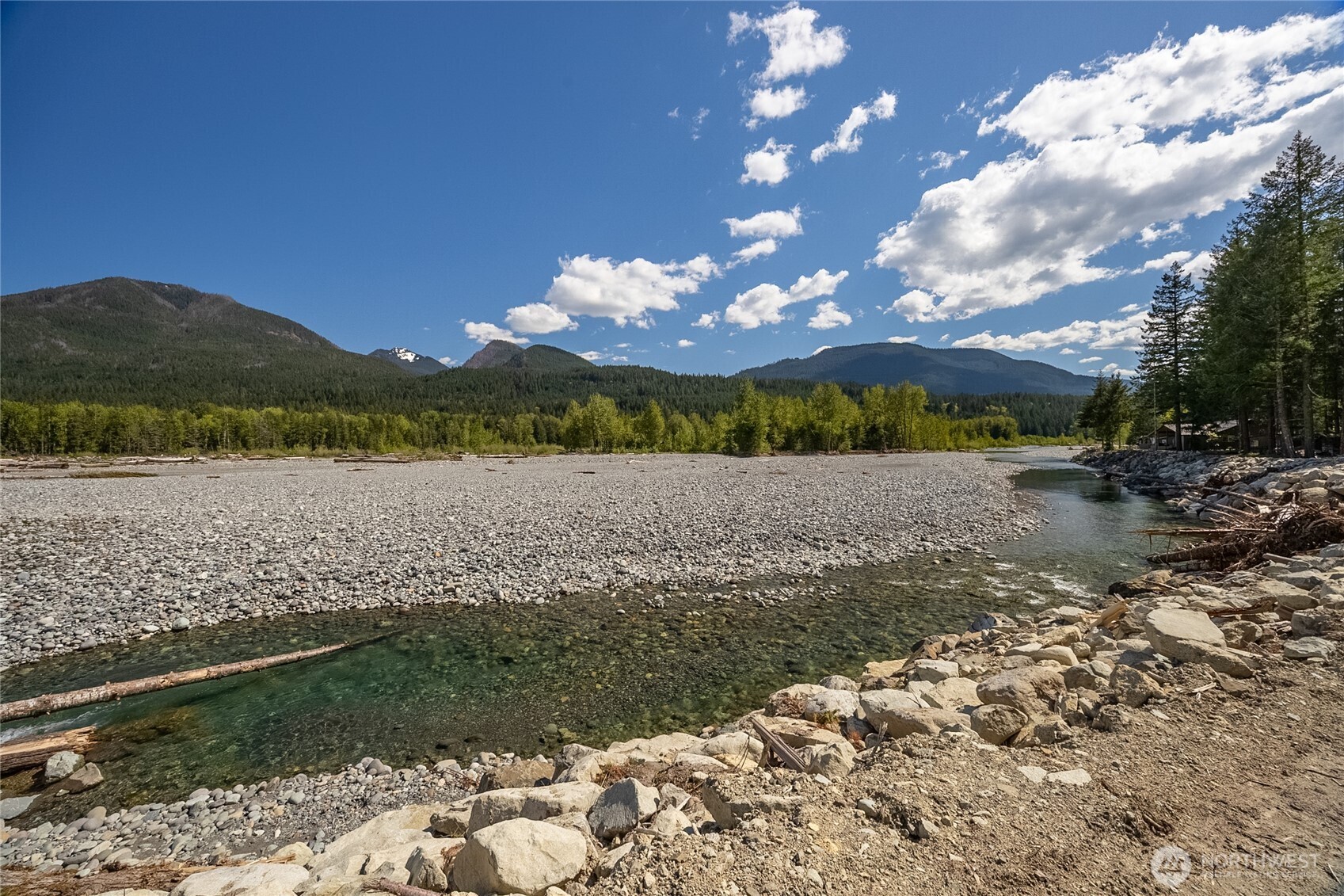 103 Maple Place , Packwood, WA 98361