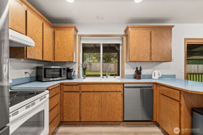 19211 110th Street E, Bonney Lake, WA 98391 - Photo 8