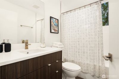2418 6th Avenue W, Seattle, WA 98119 - Photo 18