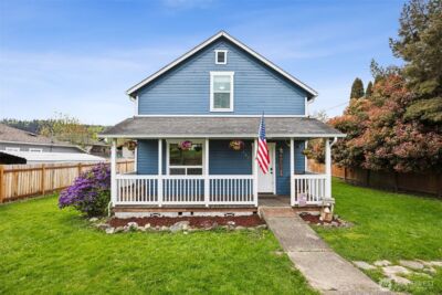 105 Oak Street E, Eatonville, WA 98328 - Photo 3