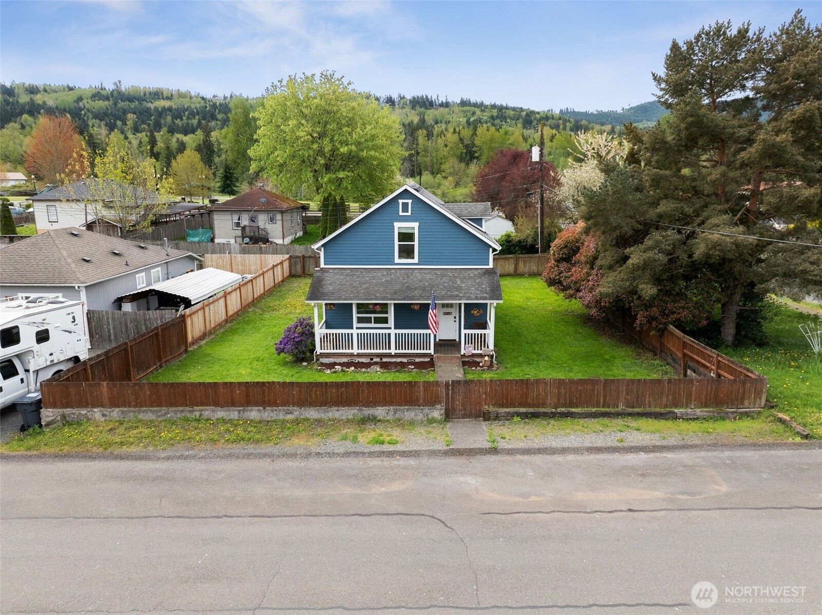 105 Oak Street E, Eatonville, WA 98328